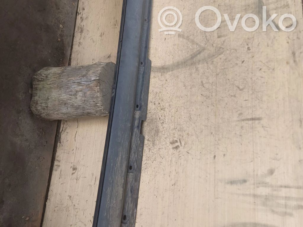 Volvo XC70 Sill 