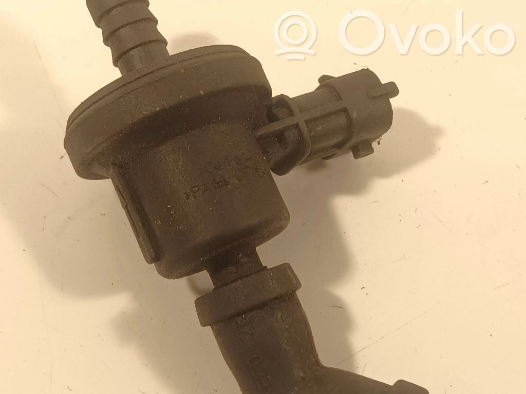 Opel Zafira B Válvula de vacío 