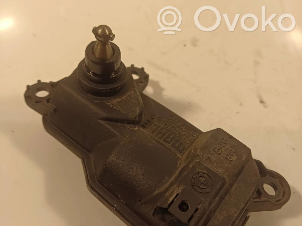 BMW 3 E90 E91 Intake manifold valve actuator/motor 