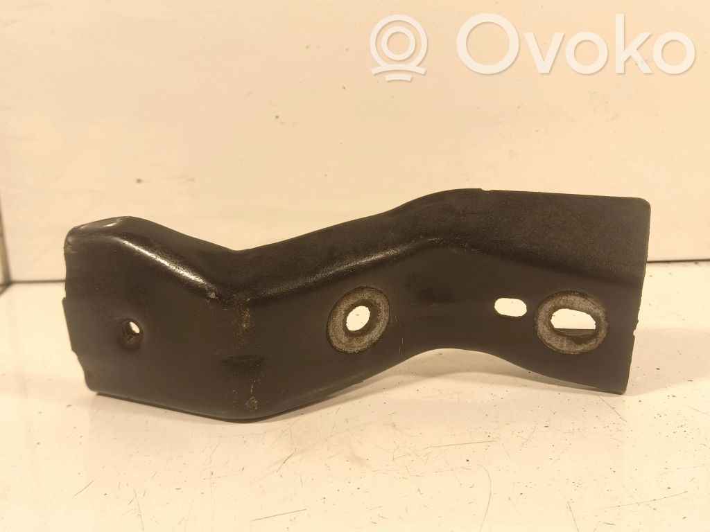 Jeep Compass Radiator mount bracket 