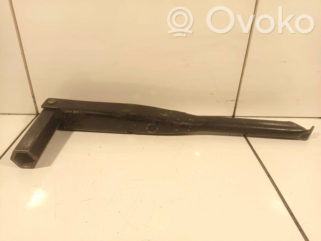 Chrysler Voyager Llave de tuercas de rueda 