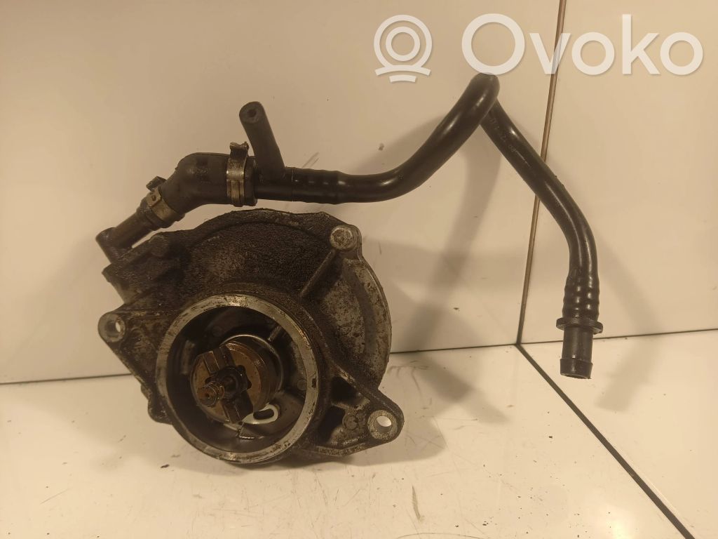 Audi A5 8T 8F Vacuum pump 