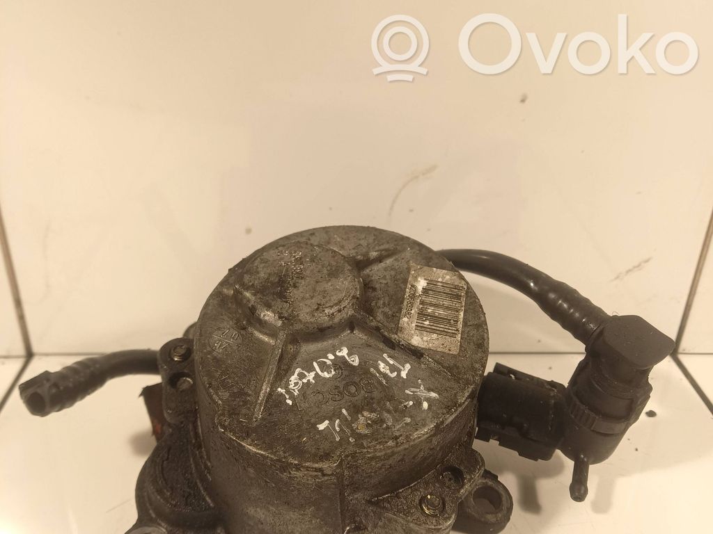 Nissan X-Trail T31 Vacuum pump 