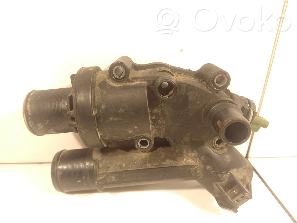 Ford Mondeo MK IV Carcasa del termostato 