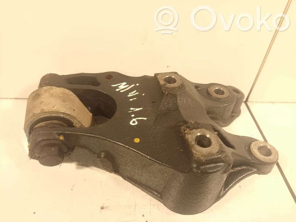 Mini One - Cooper Coupe R56 Engine mounting bracket 