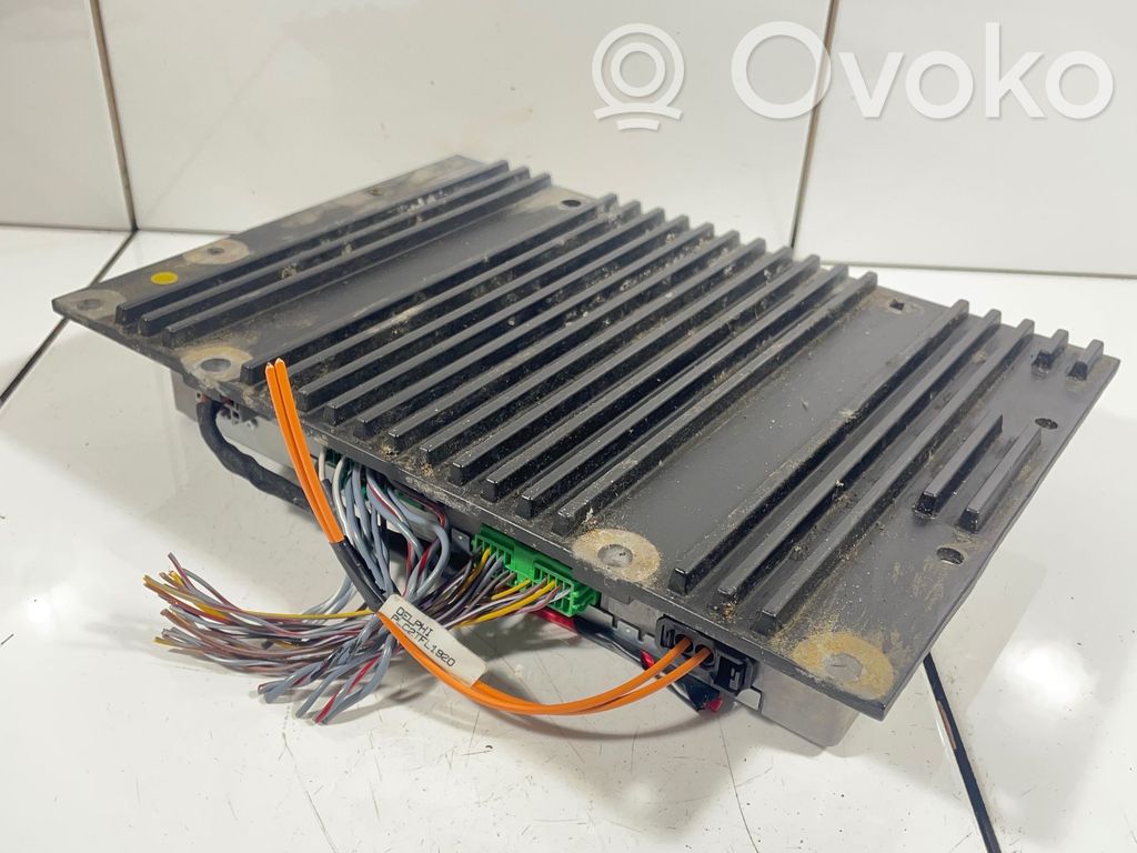 Volvo XC90 Sound amplifier 