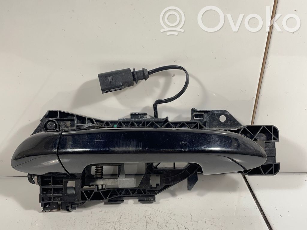 Volkswagen PASSAT CC Rear door exterior handle 