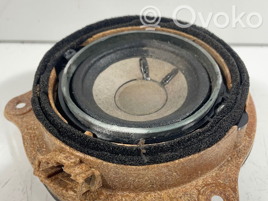 Audi A6 S6 C6 4F Etuoven kaiutin 
