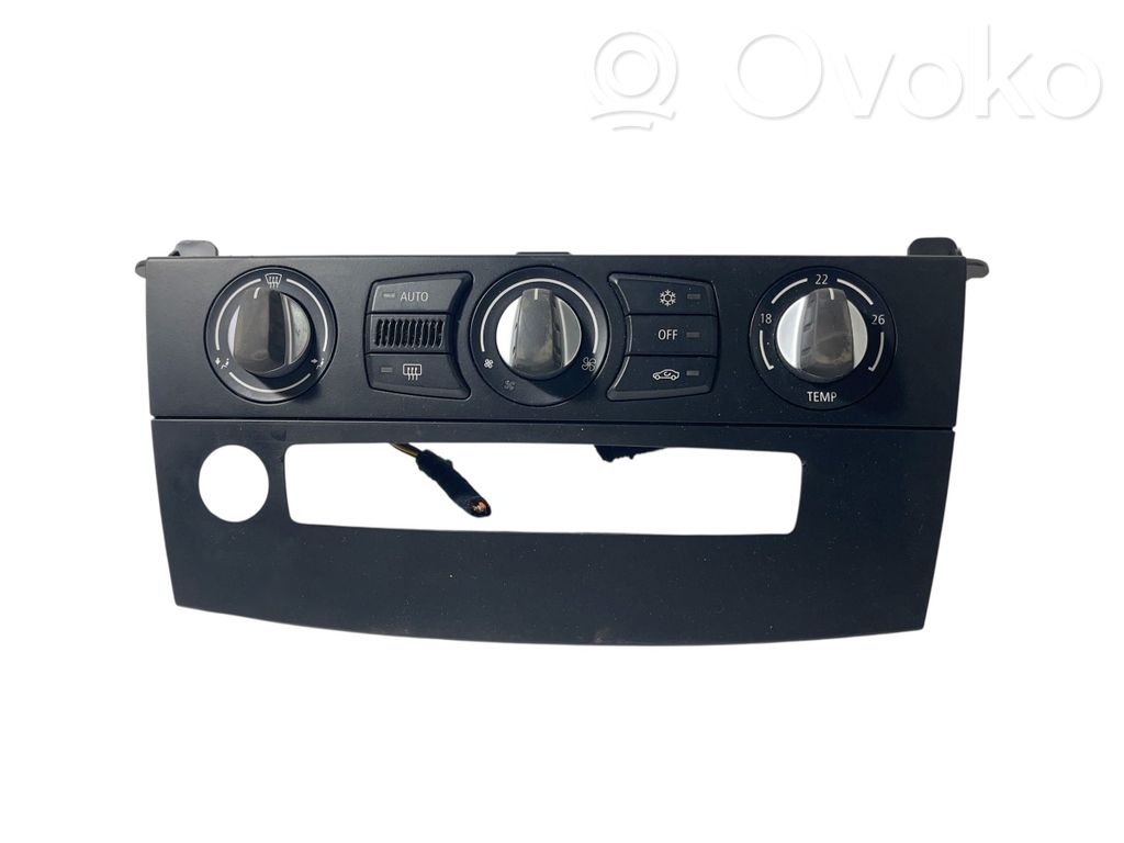 BMW 5 E60 E61 Climate control unit 