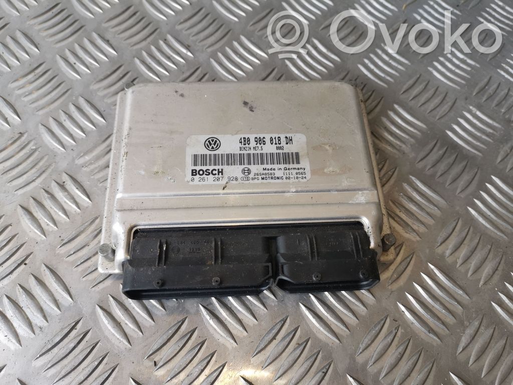 Engine control unit/module   0261207928,4B0906018DH