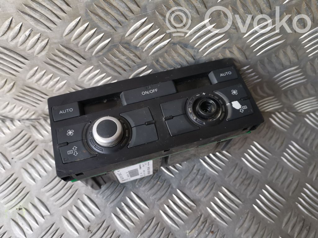 Audi Q7 4L Climate control unit 