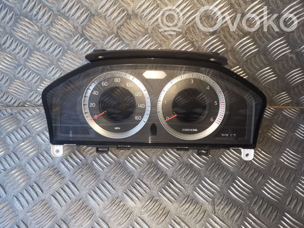 Speedometer (instrument cluster)   31270370AA,69199730U,36002203