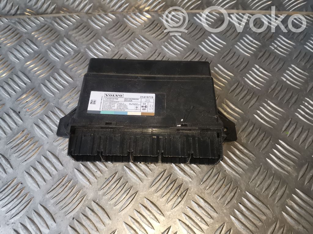 Mukavuusmoduuli   31419719,A2C39259200