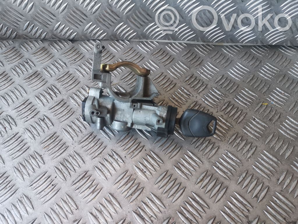 Užvedimo spynelė   47361A