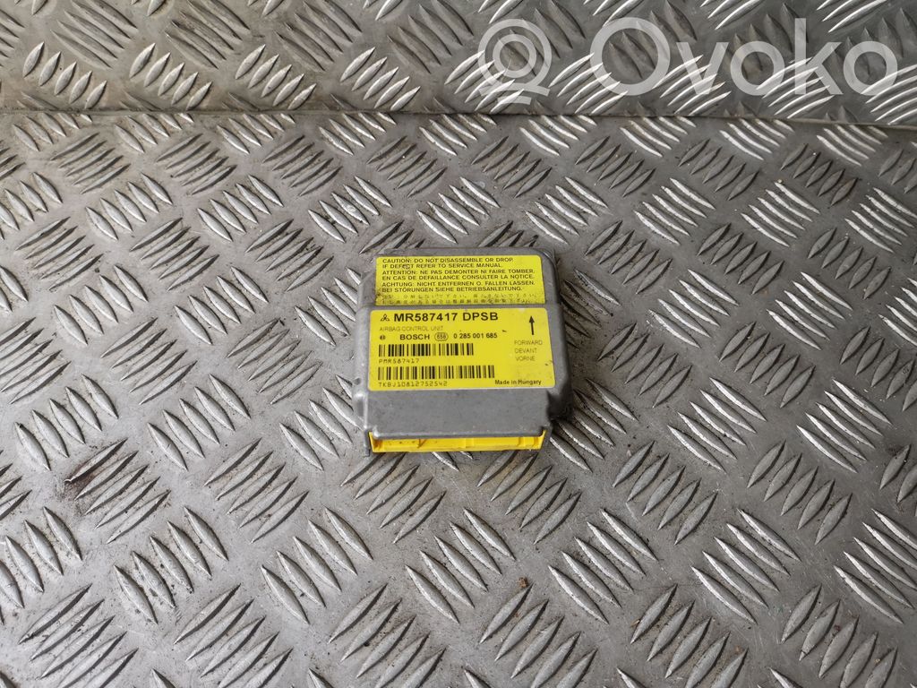 Mitsubishi Colt Airbag control unit/module 