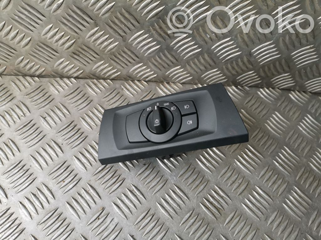 Light switch   6932796,693279603,6938702
