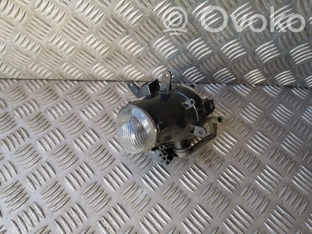BMW 3 E46 Miglas lukturis priekšā 