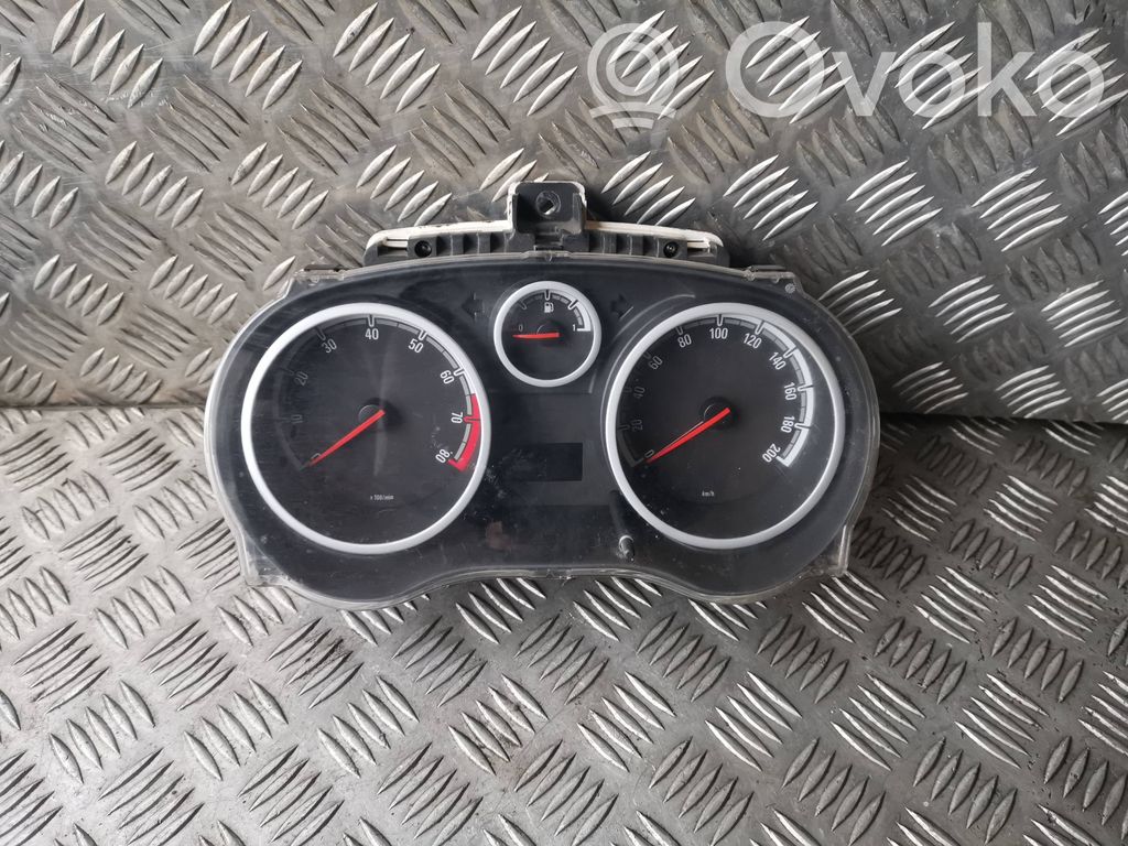 Opel Corsa D Speedometer (instrument cluster) 