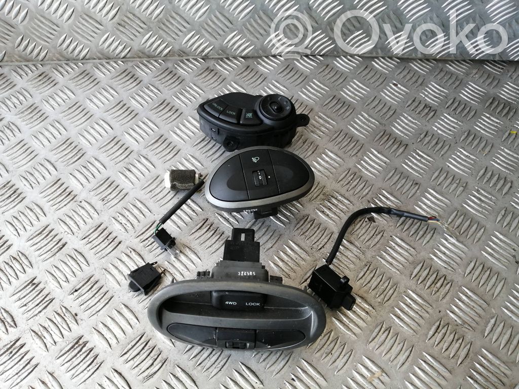 Hyundai Santa Fe A set of switches 