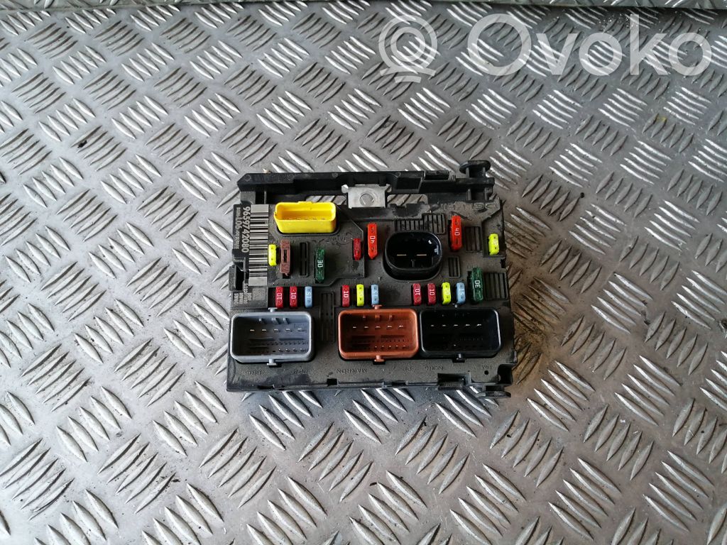 Citroen C4 I Picasso Fuse module 