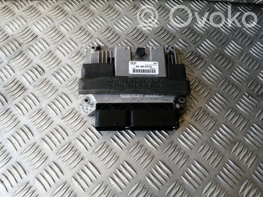 Audi A5 8T 8F Engine control unit/module 