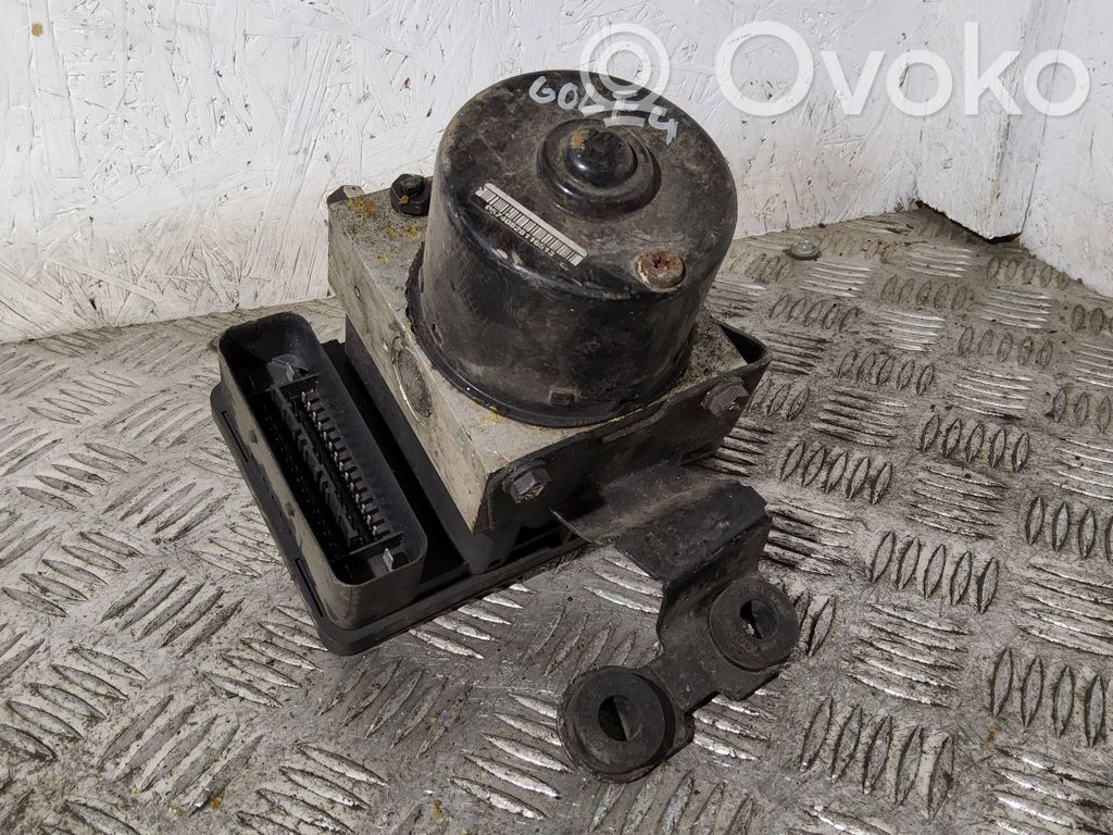 Volkswagen Golf IV ABS Pump 