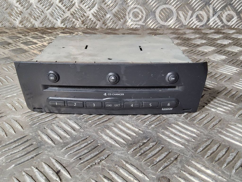Renault Megane II Schimbător CD/DVD 