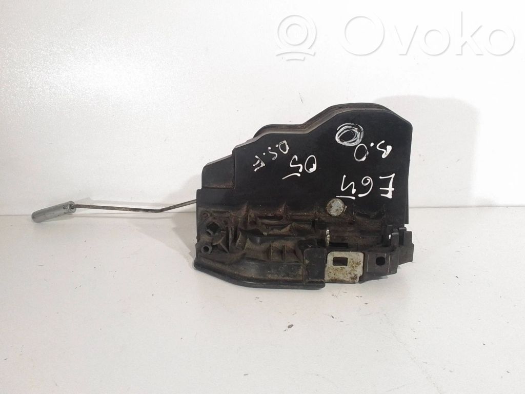 BMW 7 E65 E66 Priekšpusē slēdzene 