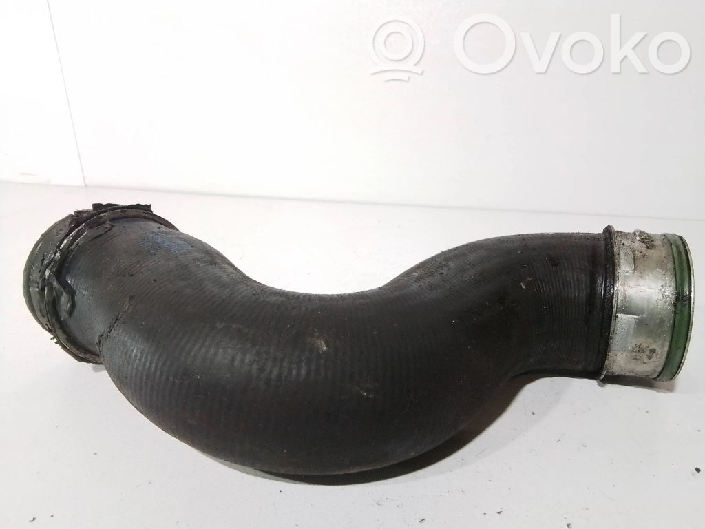 Volkswagen PASSAT B6 Intercooler hose/pipe 
