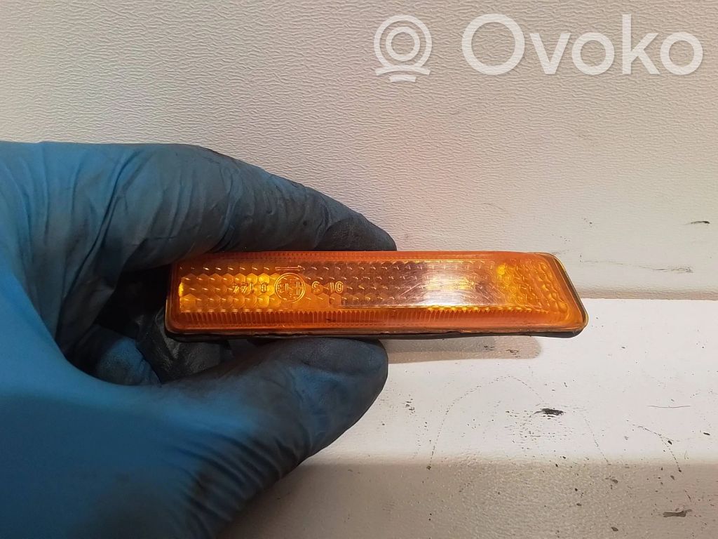 BMW 3 E36 Front fender indicator light 