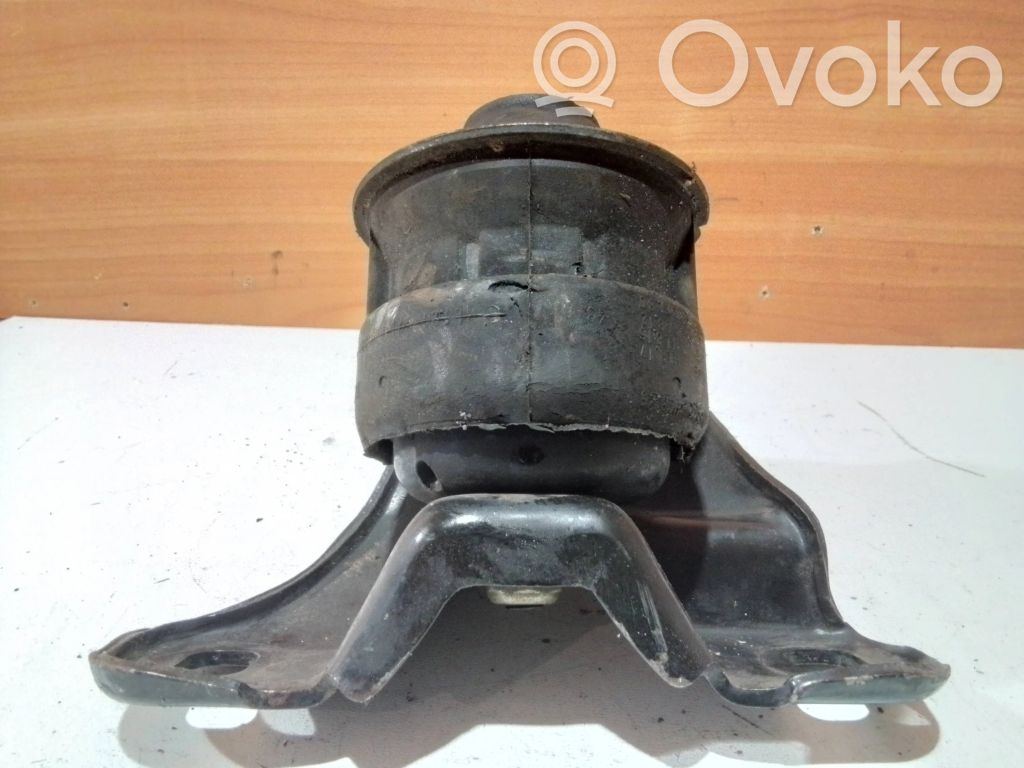 Ford Mondeo Mk III Engine mount bracket 