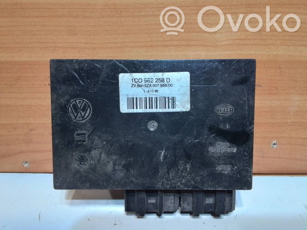 Volkswagen Golf IV Moduł / Sterownik komfortu 