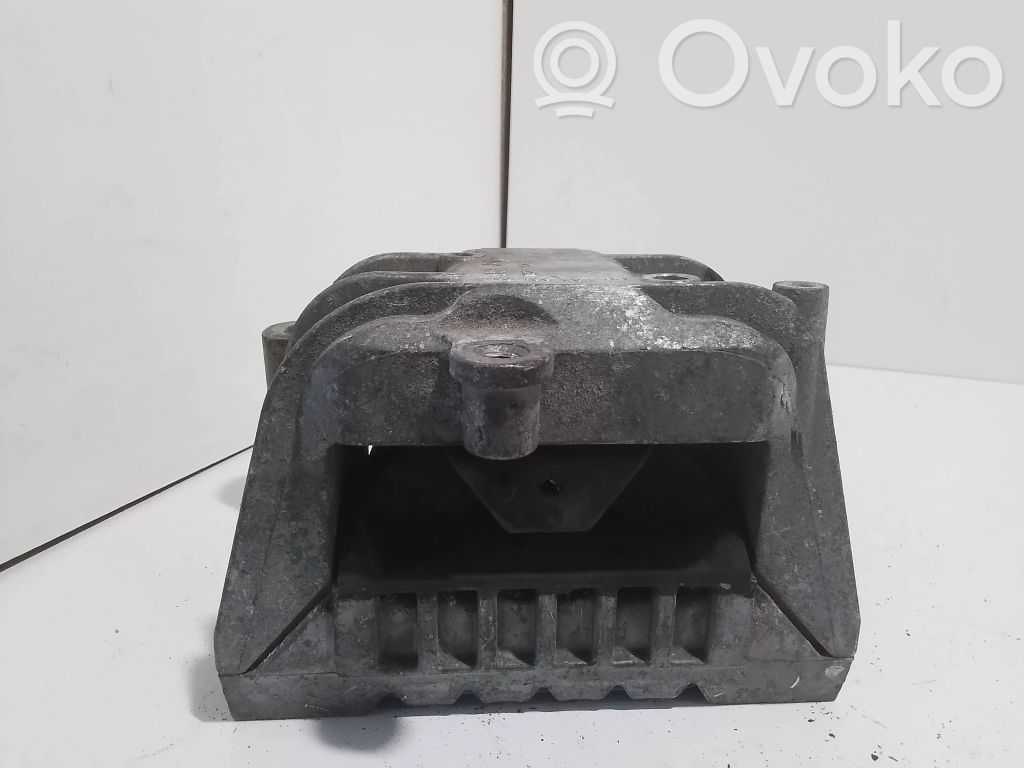 Engine mount bracket   1K0199262,1K0199262AR,1K0199262CH,1K0199262CL,1K0199262CM,1K0199262DL,1K0199262DN