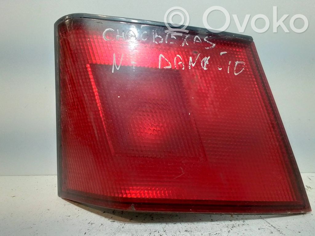 Mitsubishi Carisma Takaluukun takavalot 