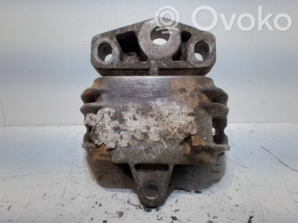 Engine mount bracket   7M3199555