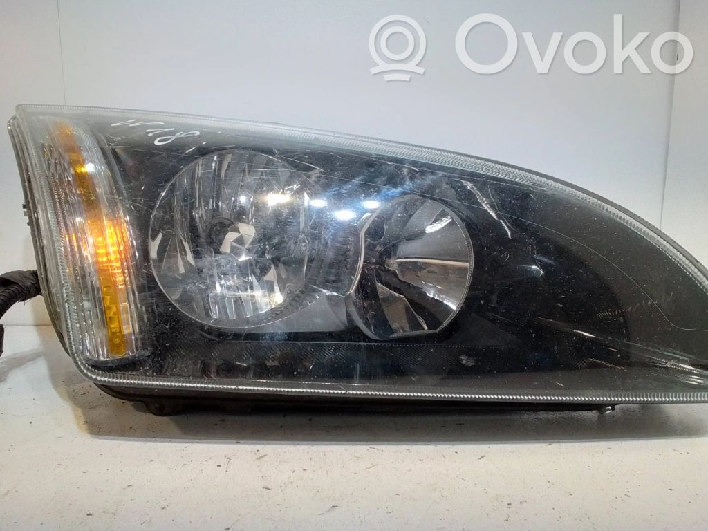 Ford Focus Priekinis žibintas 