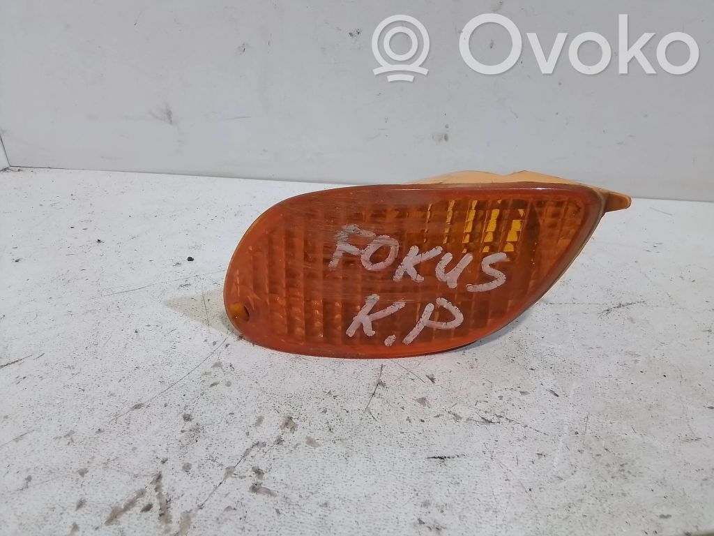 Ford Focus Etusuuntavilkku 