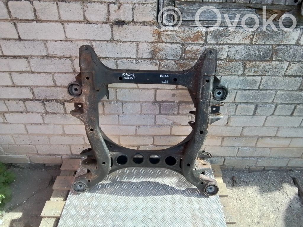 Porsche Cayenne (9PA) Priekinis traversas 