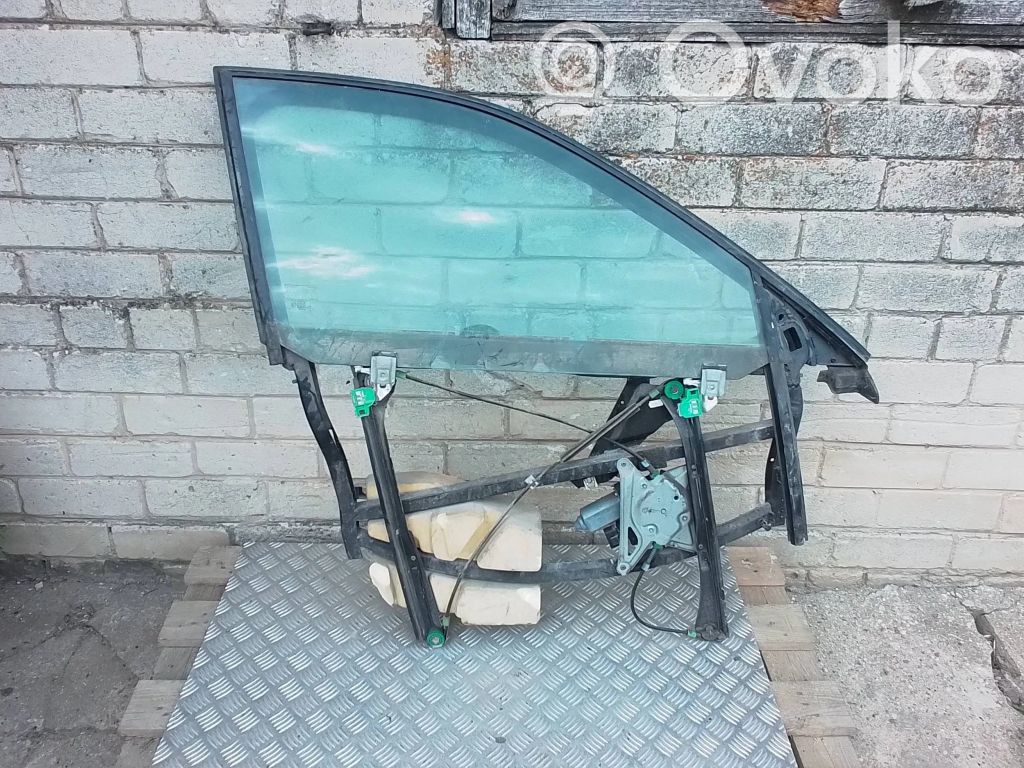 Audi A4 S4 B5 8D Elektryczny podnośnik szyby drzwi przednich 