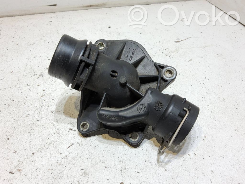BMW 5 E60 E61 Termostats / termostata korpuss 