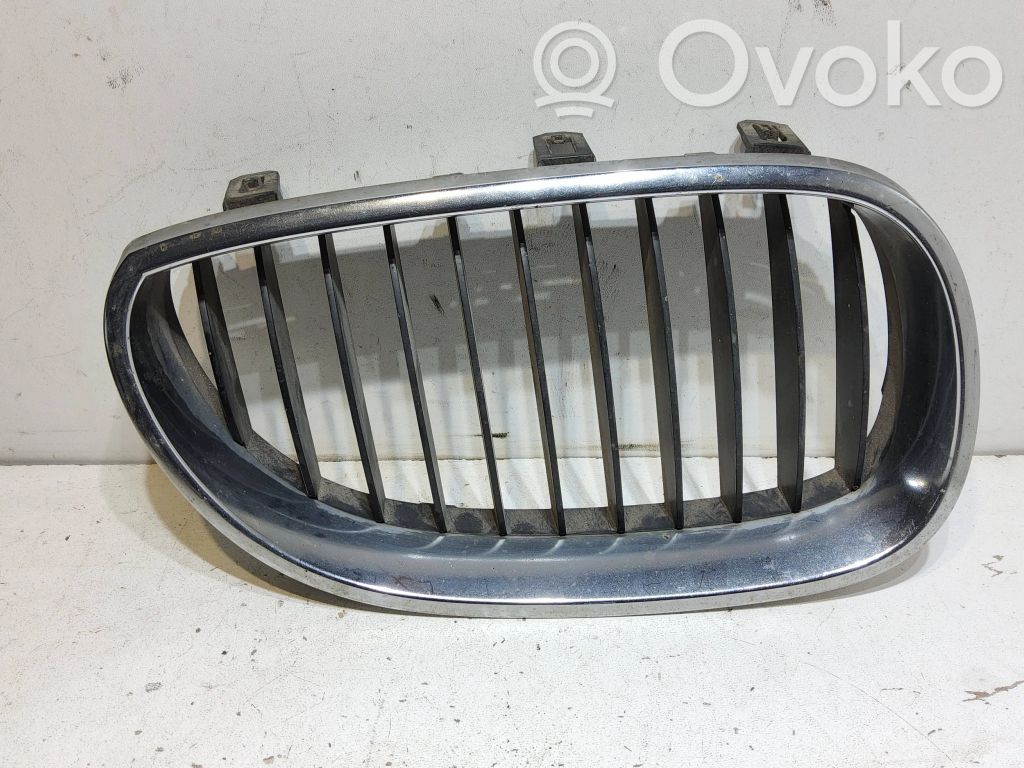 BMW 5 E60 E61 Priekšējais režģis 