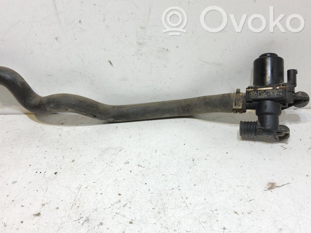 BMW 5 E60 E61 Coolant heater control valve 