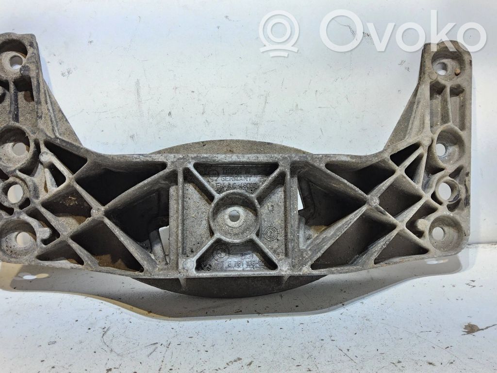BMW 5 E60 E61 Gearbox mounting bracket 