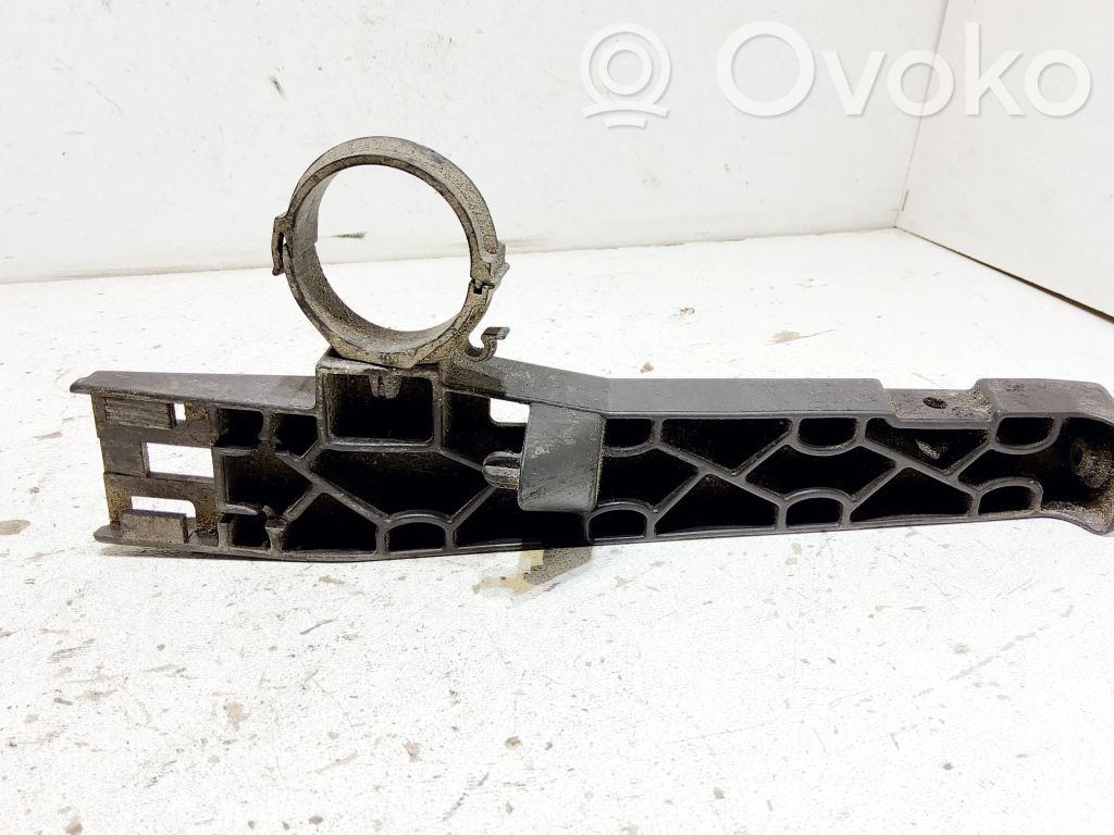 BMW 5 E60 E61 Other engine bay part 
