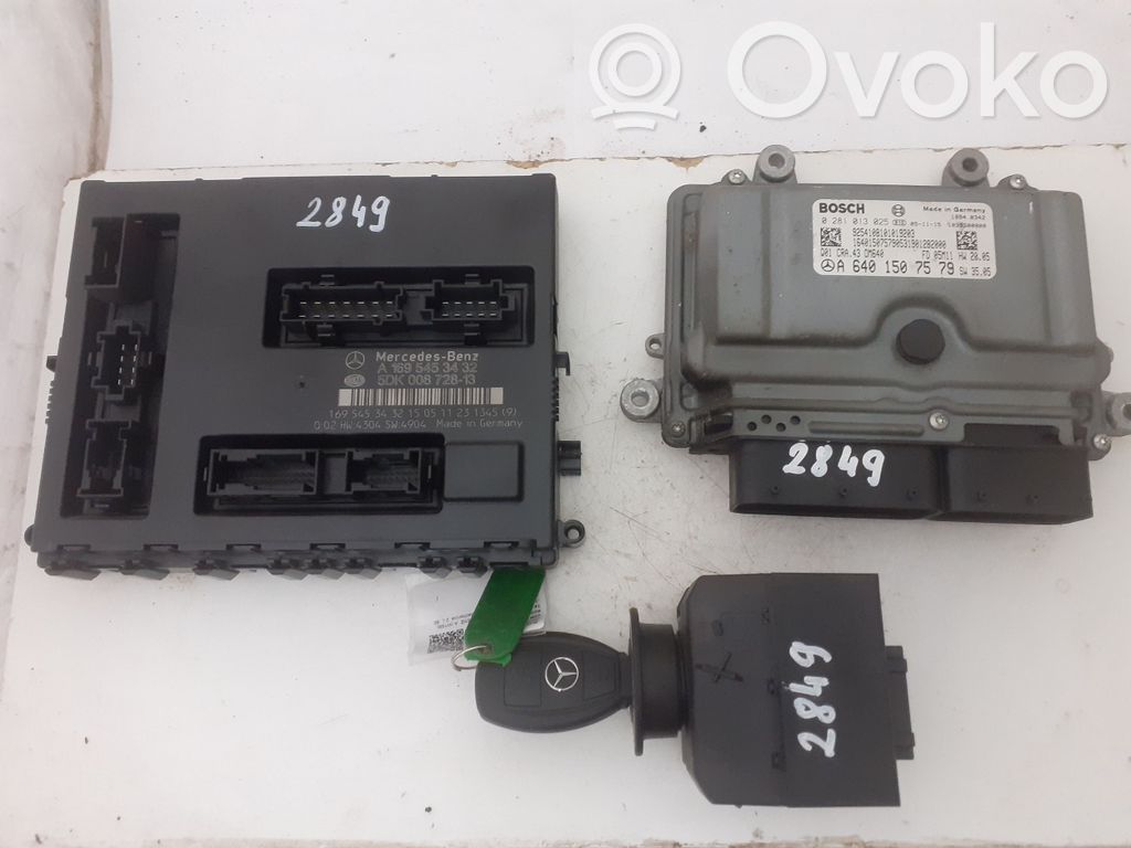 Mercedes-Benz A W169 Engine ECU kit and lock set 