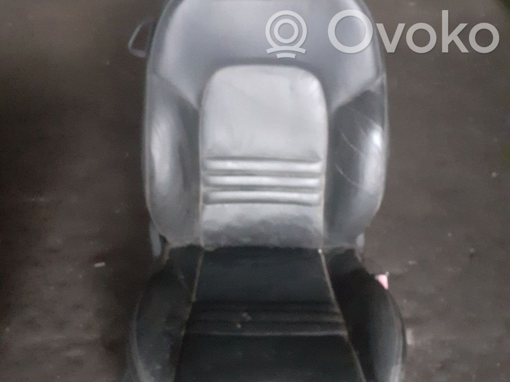 Peugeot 407 Fotel przedni pasażera 