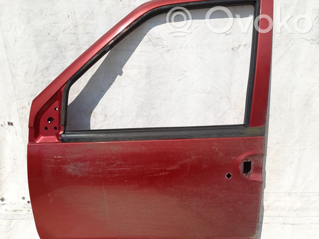 Nissan Serena Puerta delantera 