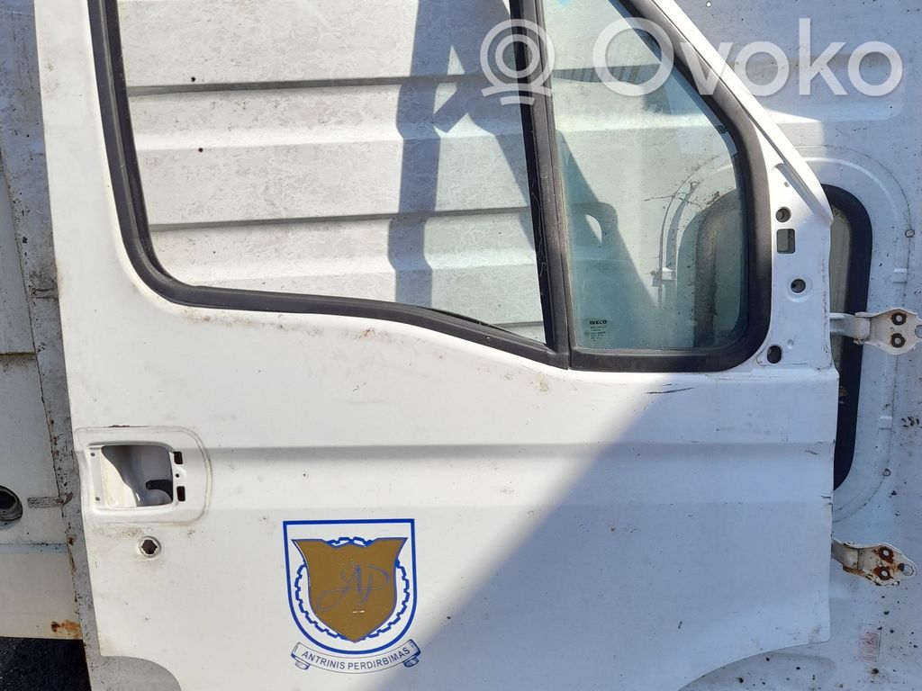 Iveco Daily 4th gen Puerta delantera 