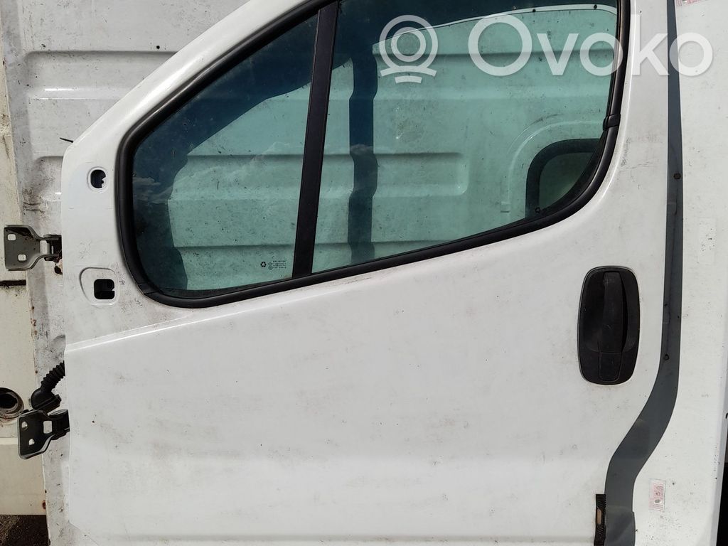 Renault Trafic II (X83) Drzwi przednie 