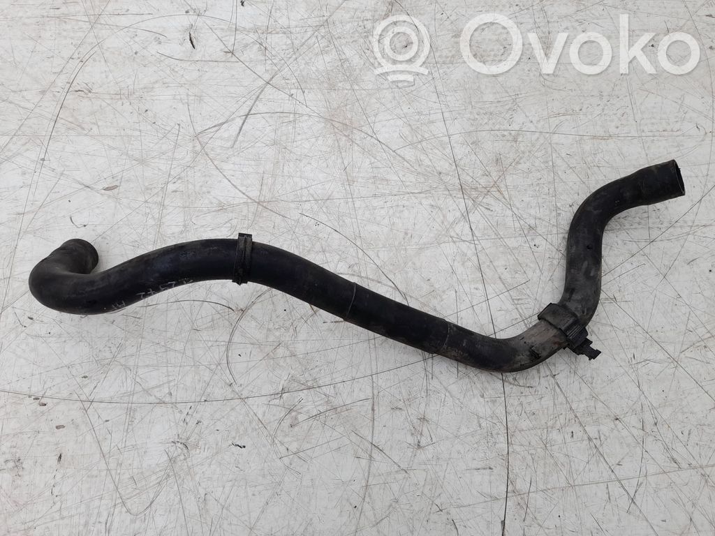Volkswagen Golf IV Engine coolant pipe/hose 